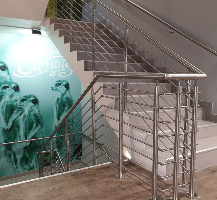 example of stainless steel horizontal bar balustrades