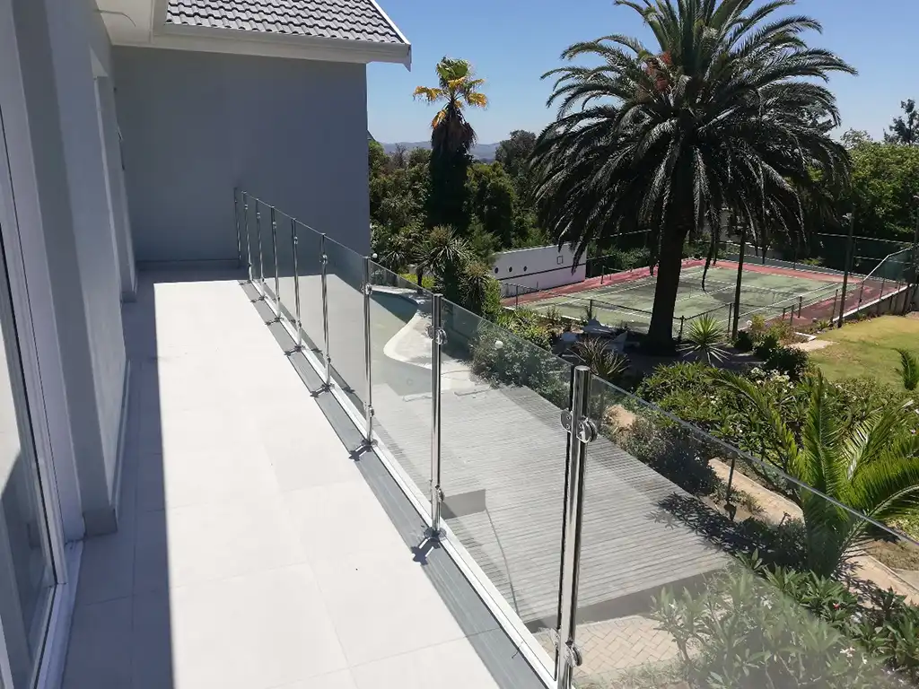 glass pressure bracket balustrade