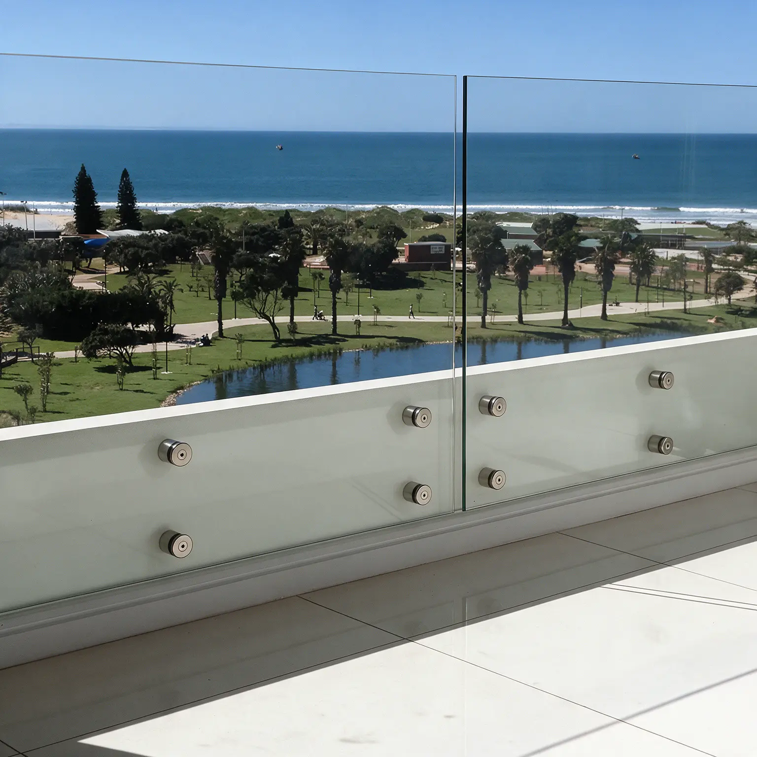 Frameless glass stand-off balcony balustrade