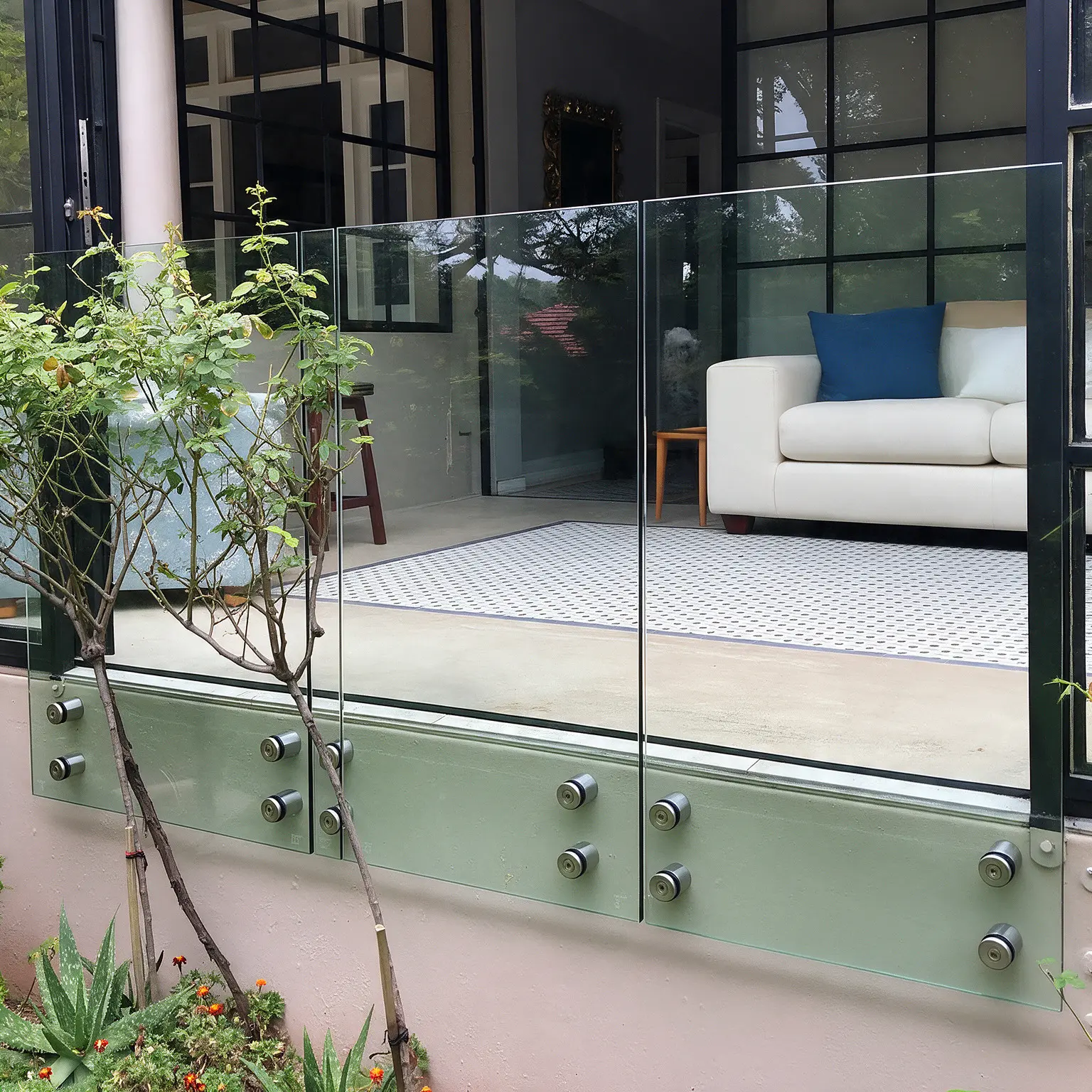 Modern frameless glass stand-off balustrade